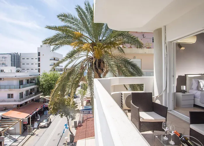 Downtown Horizon View Apartment