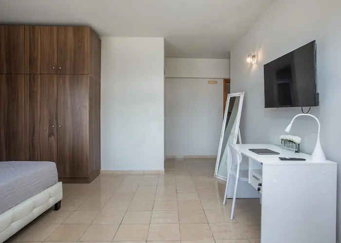 Downtown Horizon View Apartment