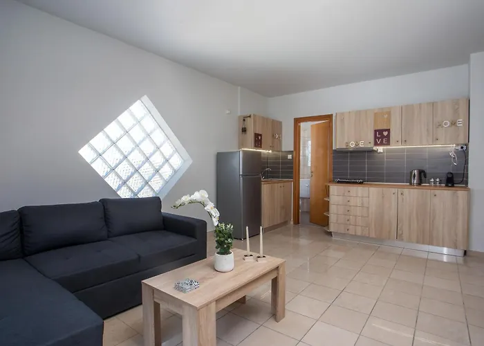 Downtown Horizon View * Rhodes City