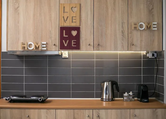 Апартаменты Downtown Horizon View *